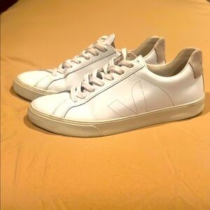 Veja Esplar White Sneakers with Beige Accents